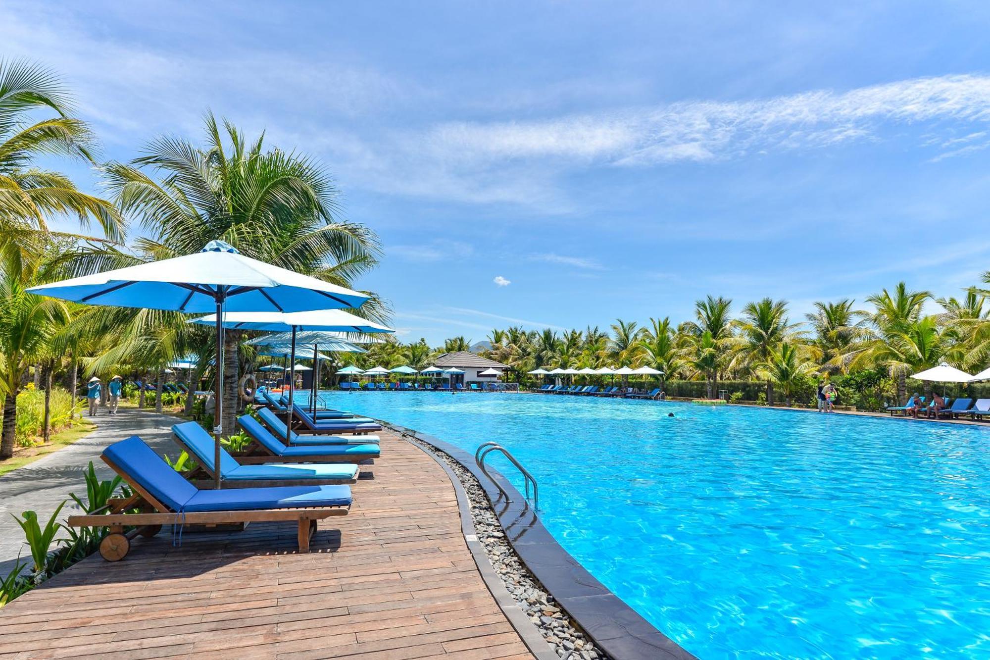 เดียน ฮา รีสอร์ต คัม รานห์ Hotel กามแซงห์ ภายนอก รูปภาพ